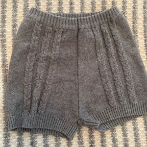 Knit ballet shorts, grey, XS or child 12-14.